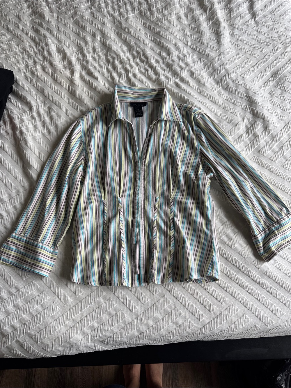The limited clasp closure dress shirt